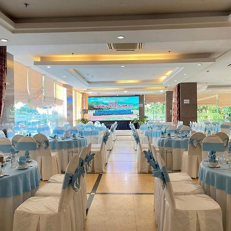 โรงแรมดาครูโก้ บวนมาถวต ภายนอก รูปภาพ